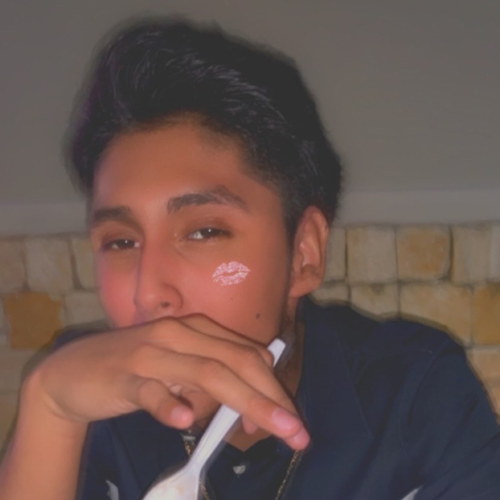 Meet your Posher, Alex